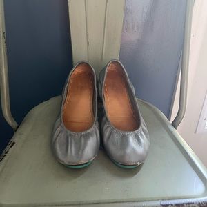 Metallic Pewter Tieks sz9